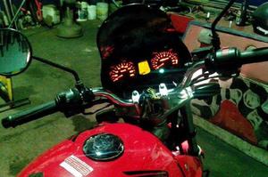 HONDA TWISTER CBX 250 CON ACCESORIOS