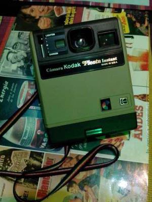 Kodak Instant Fiesta