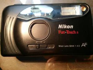 Nikon Fun Touch 3 Con Funda Incluida