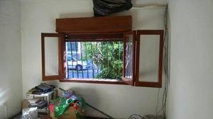 ventana cedro 1,50x1,20 c/vidrios persiana t rollo y rejas