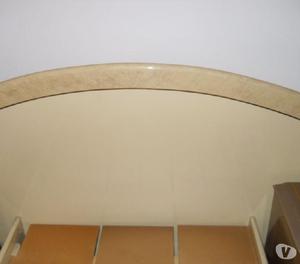 Cama y Respaldo de diseño en excelente estado