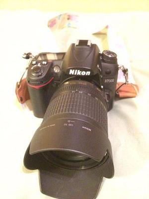 Nikon D7000 + Kit Con Lente 50mm 1.8 D