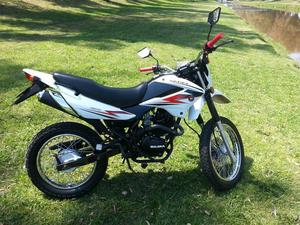 VENDO O PERMUTO GILERA SAHEL 150