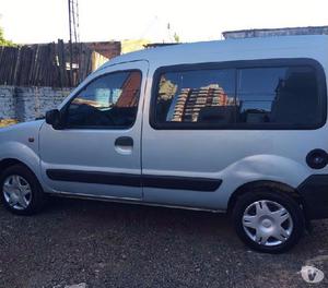 Vendo Renault Kangoo Vidriada 2006.