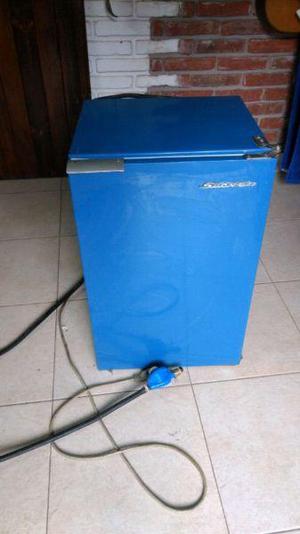 Heladera dual a gas y 220.Exelente