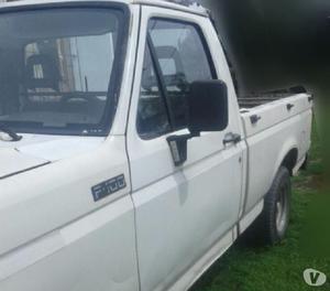 Camioneta FORD F-100 MOD 93