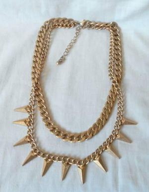 M16 Collar Vintage En Metal Dorado Opaco Doble Cadena