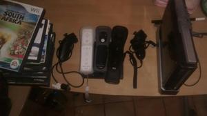 Wii, 3 Controles Y 2 Nunchucks Ademas 21 Juegos