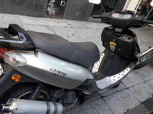 Vendo O Permuto Scooter Zanella 125cc.