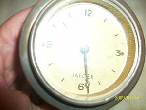 Antiguo Reloj Jaeger,coleccion,vintage,peugeot 403