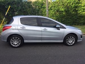 Peugeot 308 Allure 1.6N NAV 2013 CON GPS