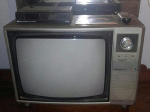 Televisor Color Philco de 20 Pulgadas, Modelo 20C58 B