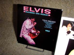 Elvis Presley Cd: Raised On Rock