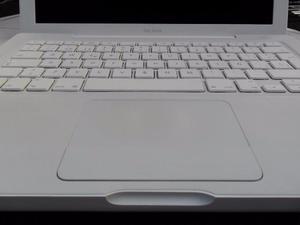 Macbook White 320gb Impecable - Permuto X Iphone