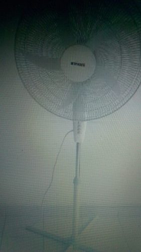 Ventilador De Pie. Exelente Estado