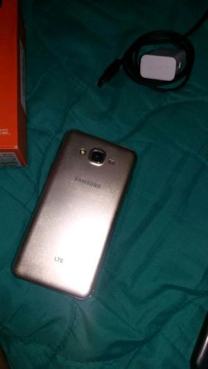 Samsung J 7