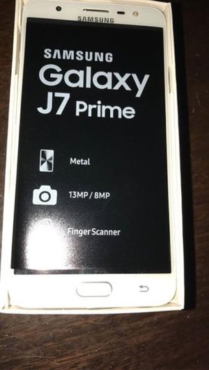 se vende j7 prime nuevo en caja. consultas al 