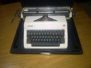 maquina de escribir Olympia