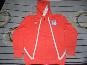 Buzo con capucha Umbro. Selección Inglesa de Fútbol.