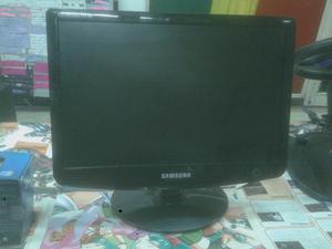 Monitor 17 pulgadas samsung. Impecable.