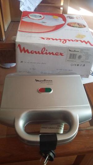 Vendo Sandwichera Compact Moulinex