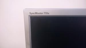 Monitor Samsung SyncMaster710N