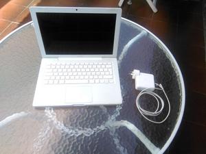 Macbook white 13