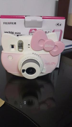 Camara Instantanea Fujifilm Mini 8 Hello Kity