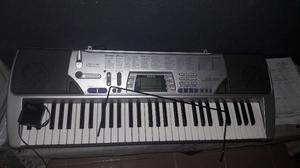 Vendo teclado Casio Lk- Octavas 61 Teclas