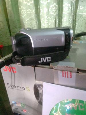 Cámara de vídeo/filmadora JVC everio S Vendo o permuto.