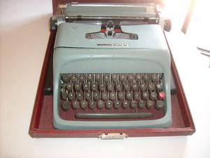 maquina de escribir marca olivetti studia 44 con estuche