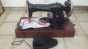 Máquina de coser Singer eléctrica.