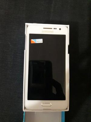 Samsung a3 libre nuevo en caja