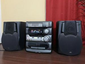 Vendo equipo de música