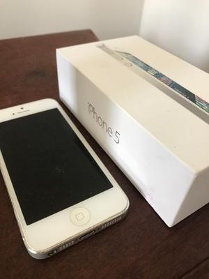 Iphone 5 color gris (plateado) 16 GB