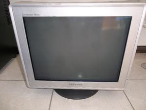 Monitor Samsung Sync Master 795 MB