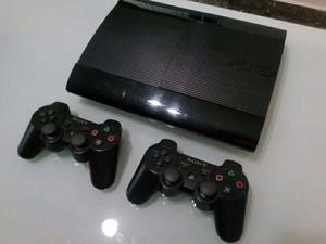 Playstation 3 Ultra Slim impecable 4 juegos y 2 joysticks