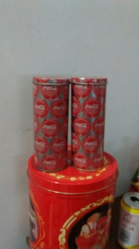 Rara Lata Coca Cola Hecha De Chapitas Coleccionable