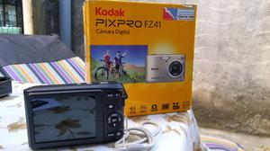 Vendo maquina de foto kodak pixpro fz41