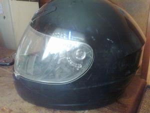 Casco de moto marca MELL