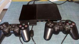 Playstation 2 excelente estado - con 2 josticks y juegos -
