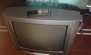 TV SANYO con control remoto
