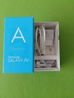 VENDO CELULAR SAMSUNG A5