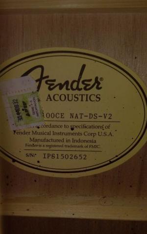 GUITARRA ELECTROACUSTICA FENDER CON AFINADOR INCORPORADO