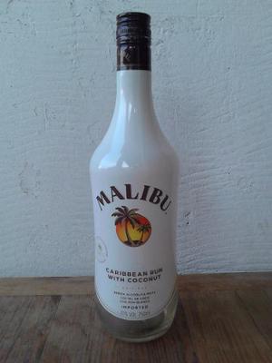 Botella Malibù Rum 750 Ml Importado De Canadà