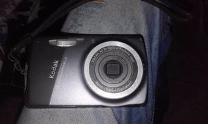 Camara Kodak M530
