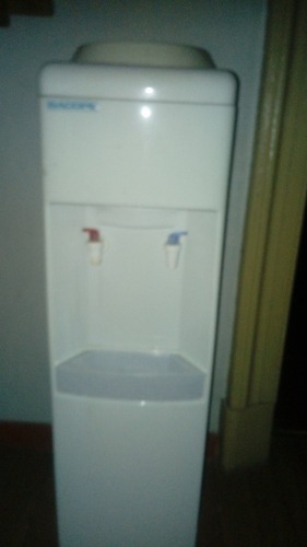 Dispenser De Agua Fria Caliente