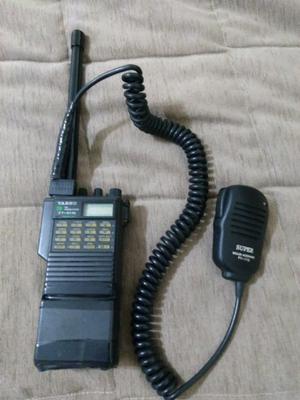 YAESU FT 411 no ICOM no KENWOOD handy vhf con mic y falso