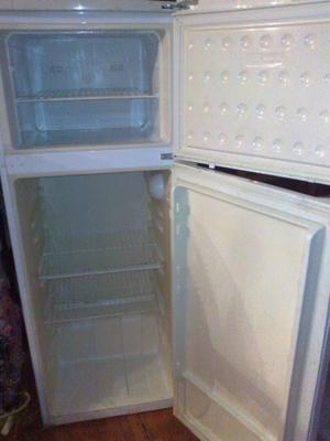 Heladera con freezer SIGMA no enfria