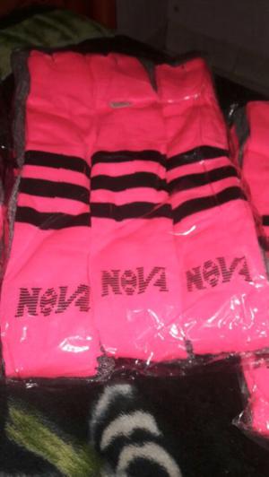 Indumentaria y accesorios deportivos